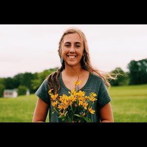 Meet your Posher, Angela